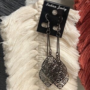 Intricate Silver Dangle Earrings-Fashion Jewelry